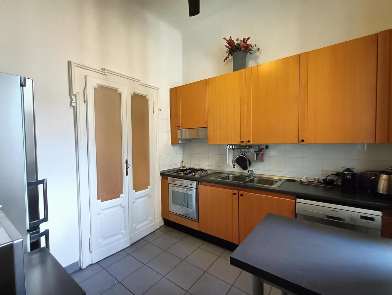 Sahi - Residenza Corso Italia Tre Camere, Due Bagni E Un Salone Milano Eksteriør bilde