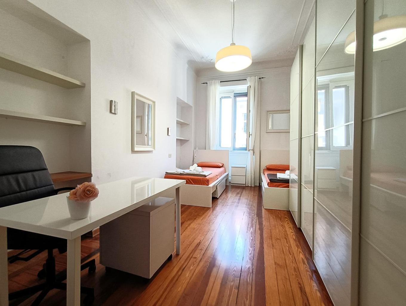 Sahi - Residenza Corso Italia Tre Camere, Due Bagni E Un Salone Milano Eksteriør bilde